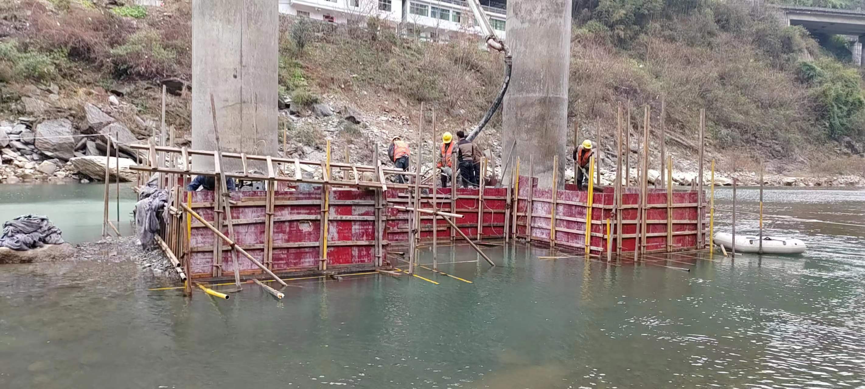 开阳水利工程施工中堤坝渗漏原因以及防渗加固技术